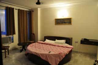 Hotel Royal Palace New Delhi Exterior photo